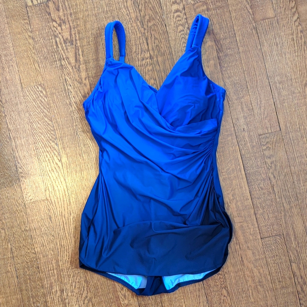 Stunning blue ombre Lands End suit